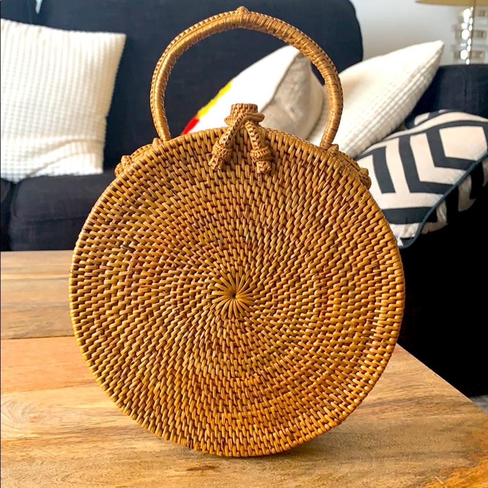 Woven straw handbag/clutch